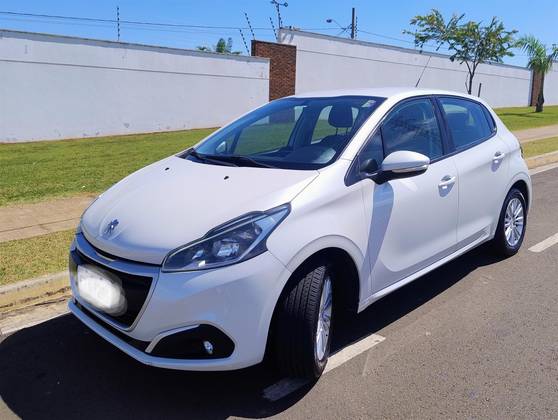 PEUGEOT 208 1.2 ACTIVE PACK 12V FLEX 4P MANUAL